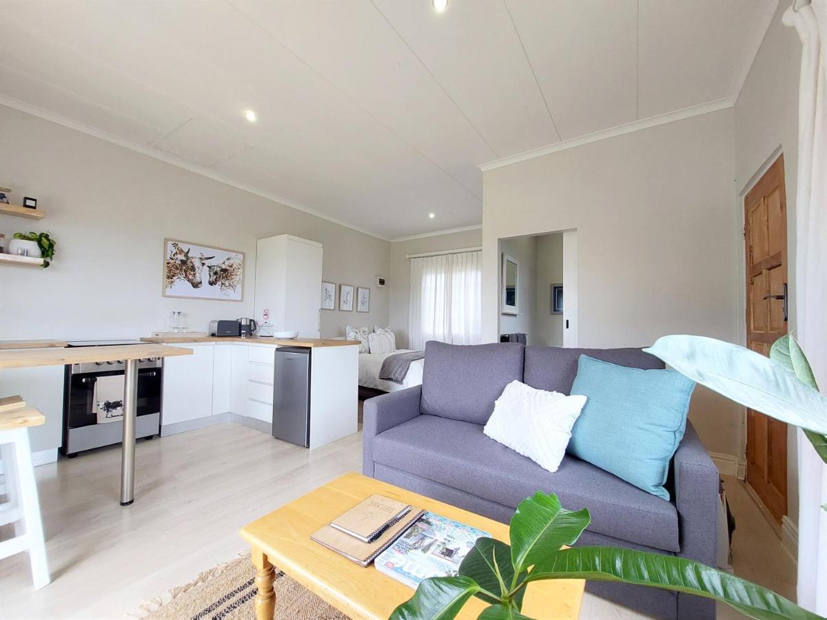 Upmarket Off Grid Cottage On Organic Farm In Secure Estate ホウィック エクステリア 写真